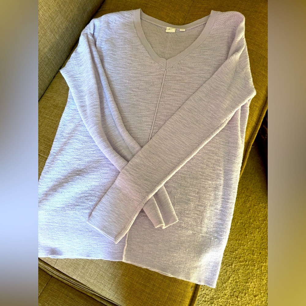 Gap light purple spring sweater. Lightweight, comfy.